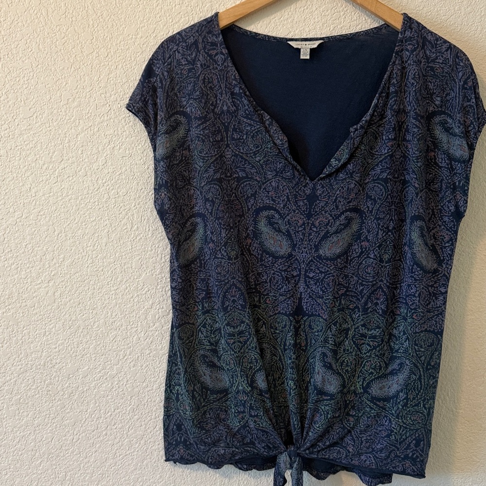 Lucky Brand cap sleeve tie front lightweight cotton top,Large, paisley print